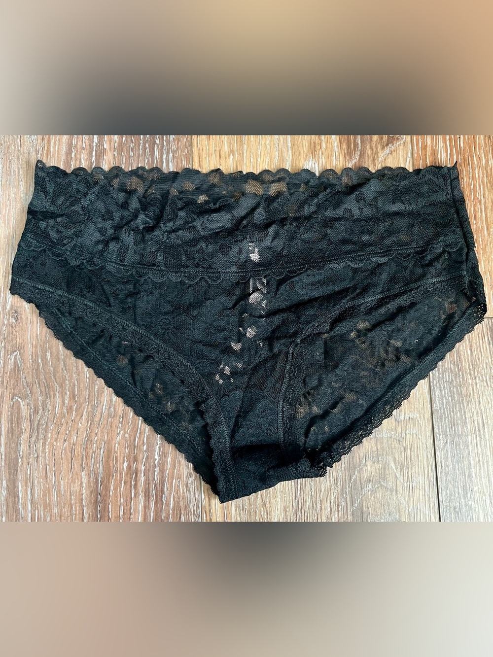 Victoria’s Secret Sheet Lace Hiphugger Black Panty Size Medium